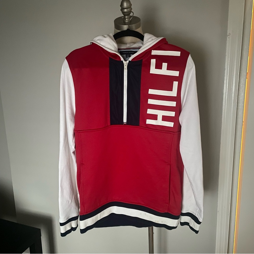 Tommy Hilfiger colorblock adaptive 1/4 zip hoodie size M
